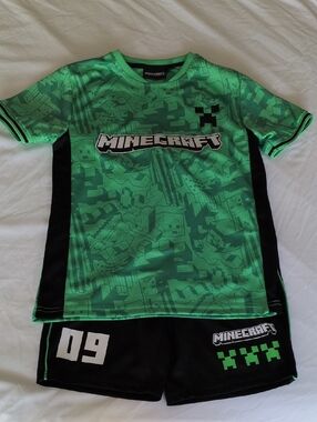 Boys Minecraft Outfit Shirt & Shorts 9-10